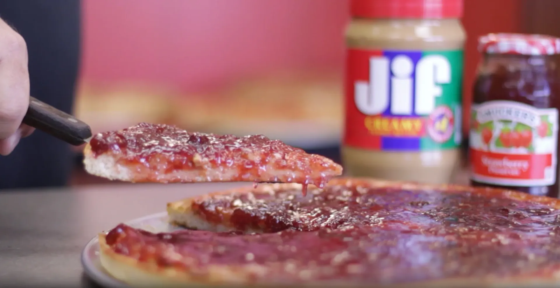 Med Dessert Pizza (Peanut Butter & Jelly)